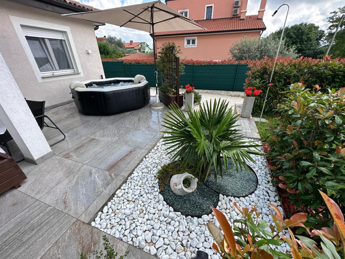 Villa Zonta Apartment Maremi With Private Jacuzzi Buje Dış mekan fotoğraf