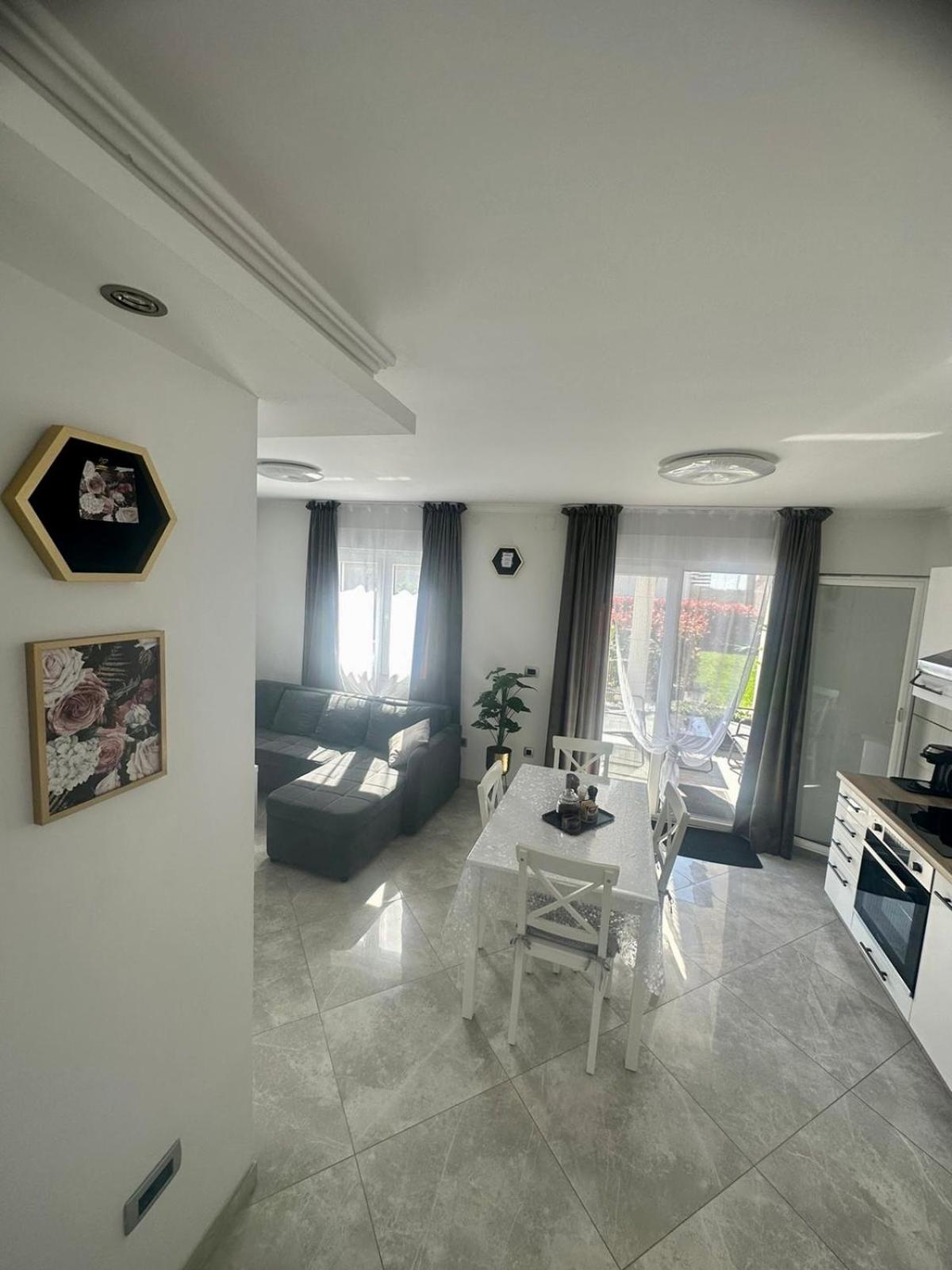Villa Zonta Apartment Maremi With Private Jacuzzi Buje Dış mekan fotoğraf